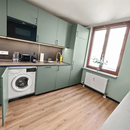 Flatista Homes - Herzog Heinrich Apartment