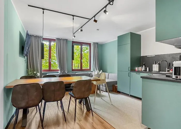 Flatista Homes - Herzog Heinrich Apartment