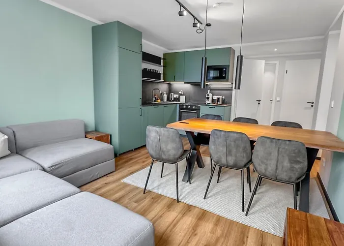 Flatista Homes - Herzog Heinrich Apartment *